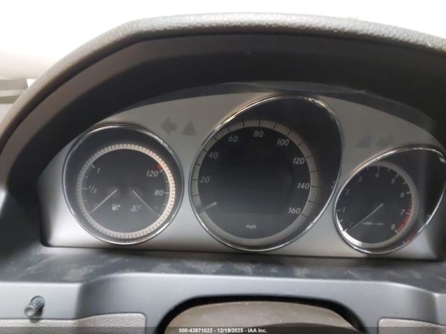 Mercedes-Benz C-Class Image 6