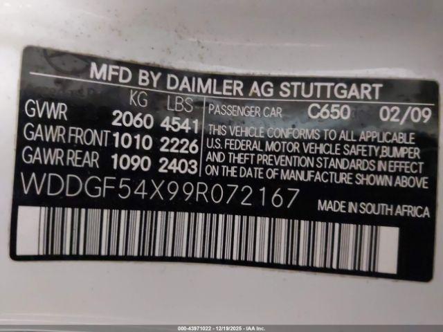 Mercedes-Benz C-Class Image 4