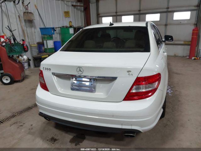 Mercedes-Benz C-Class Image 10