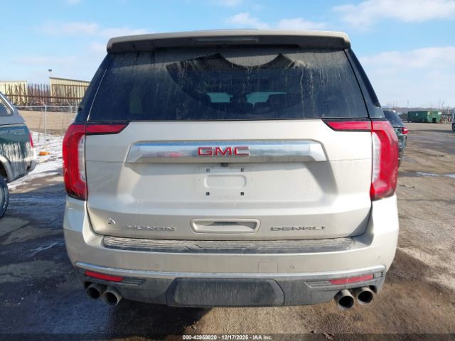 GMC Yukon 4wd Denali Image 9