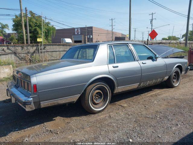 Chevrolet Caprice Classic Image 8