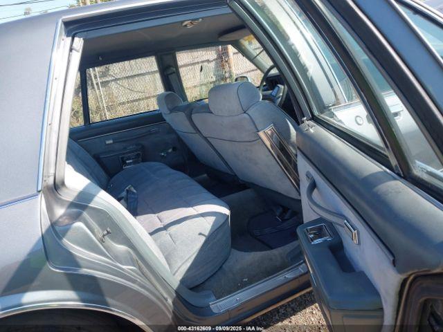 Chevrolet Caprice Classic Image 6