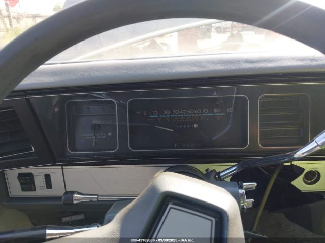 Chevrolet Caprice Classic Image 10